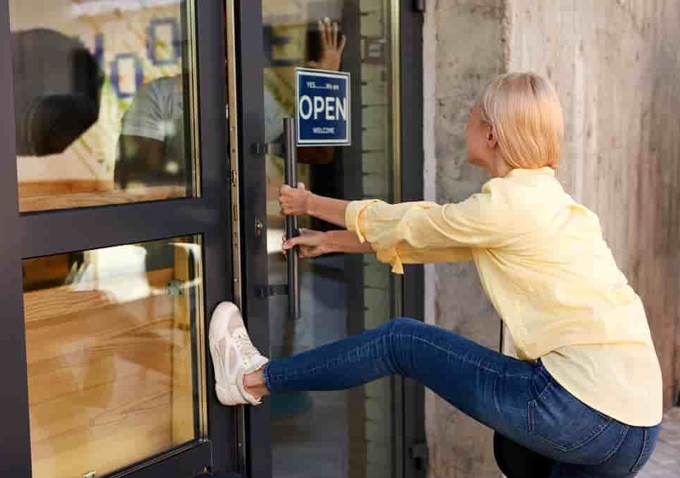 Union Stands Up for Shop Workers