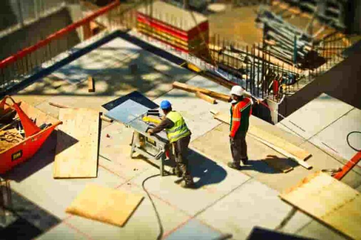 Construction Workers in the UK Construction Workers in the UK