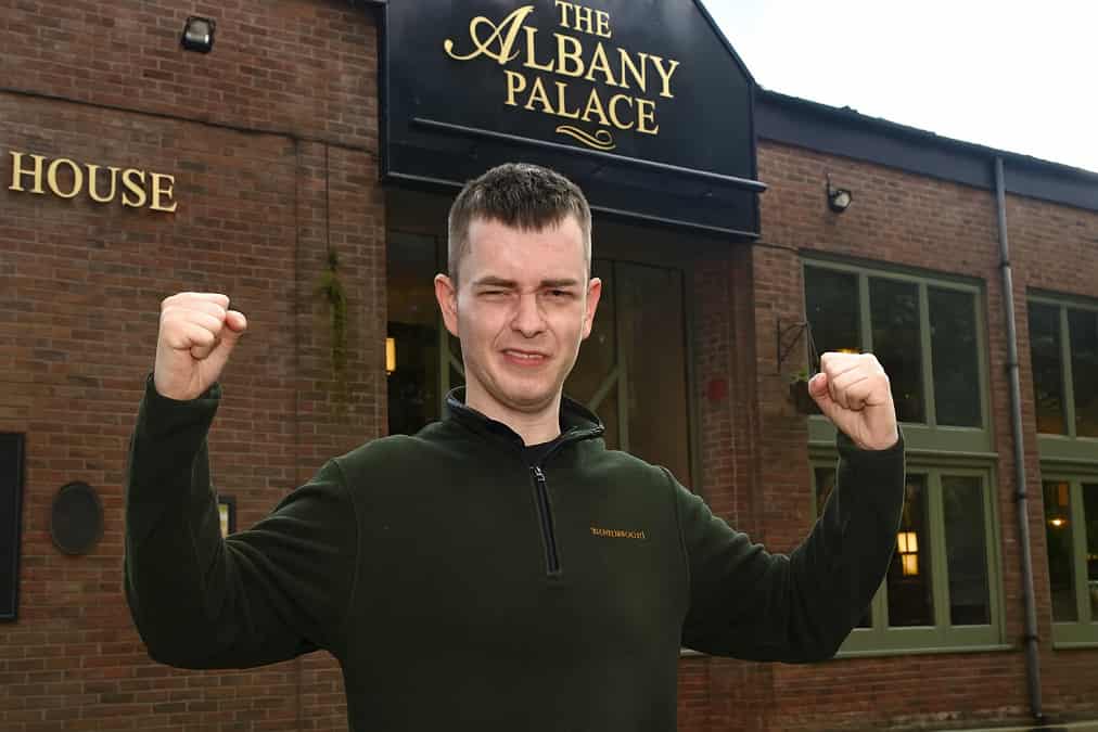 Wetherspoons worker wins £25,000 tribunal case after using staff discount card